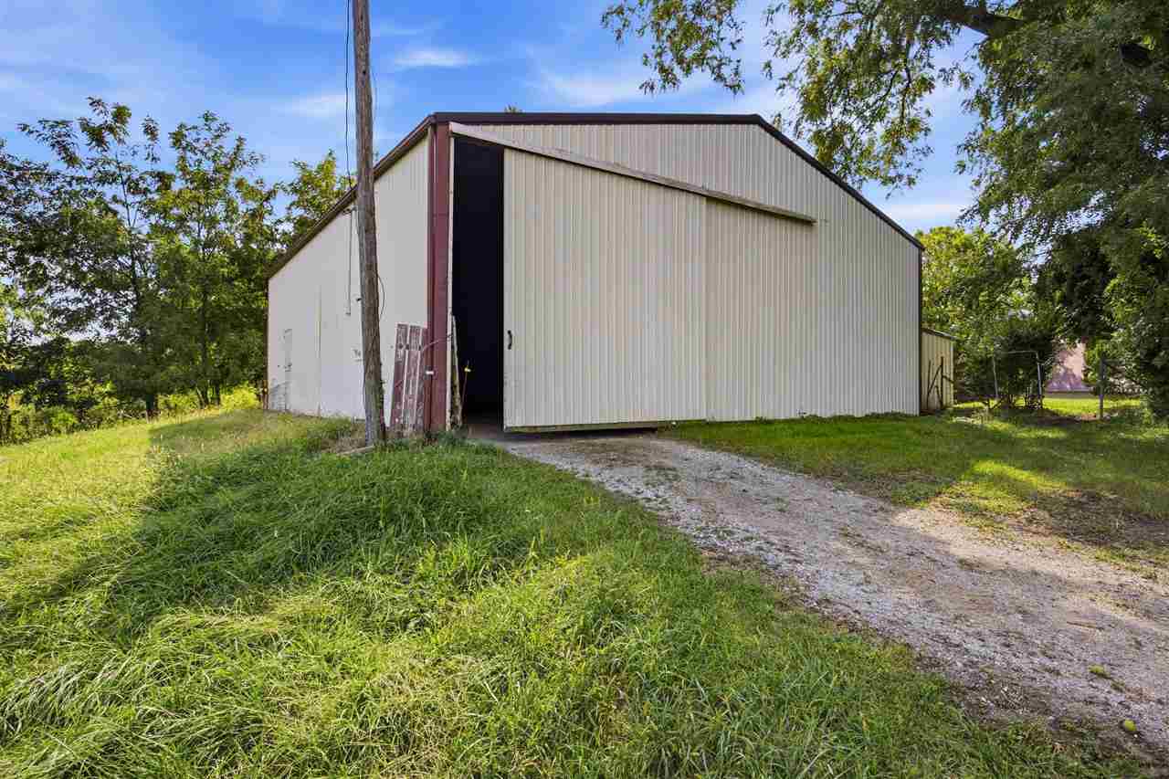 Property Photo 28