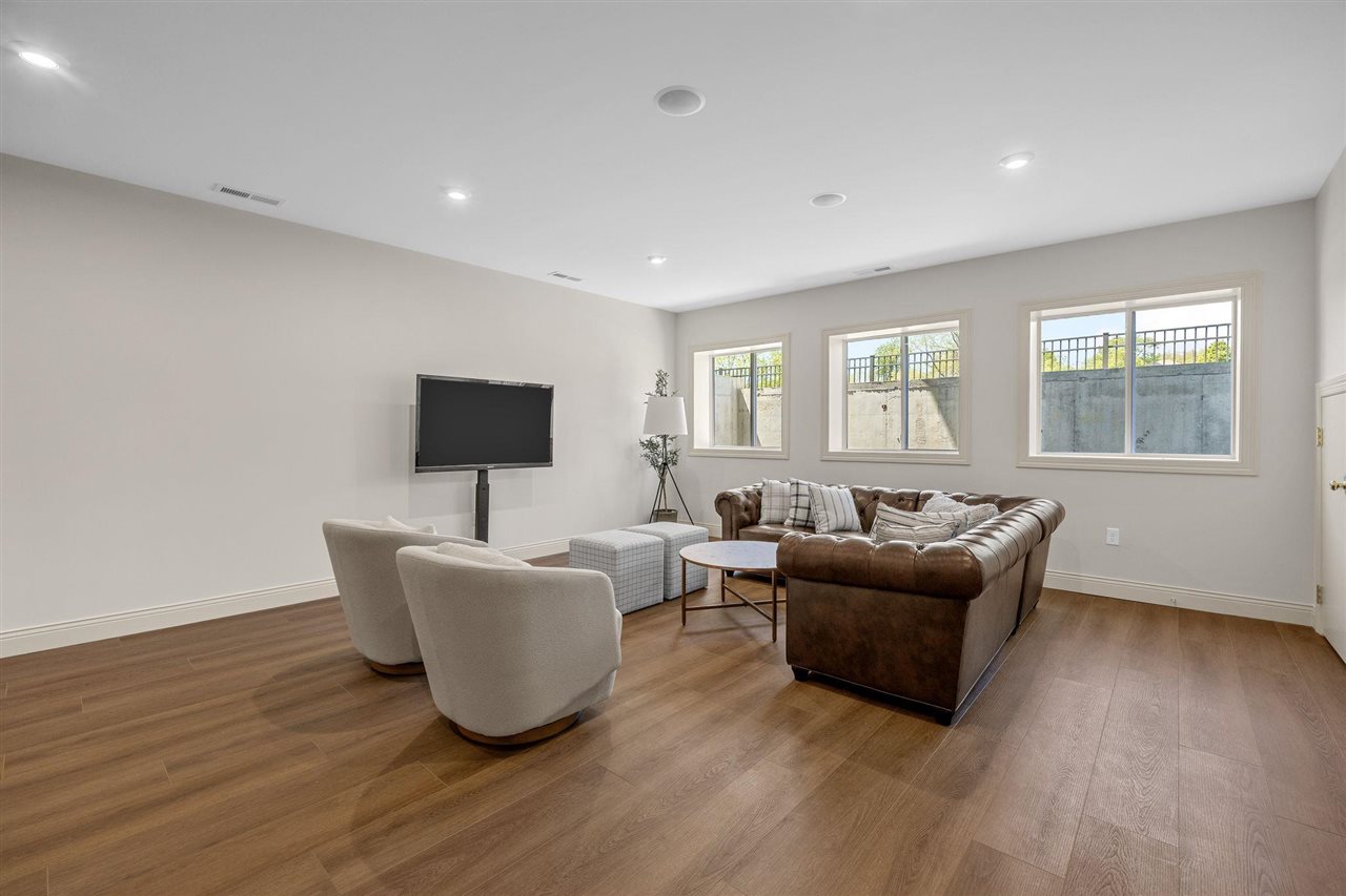 Property Photo 61