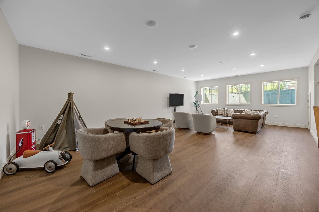 Property Photo 63