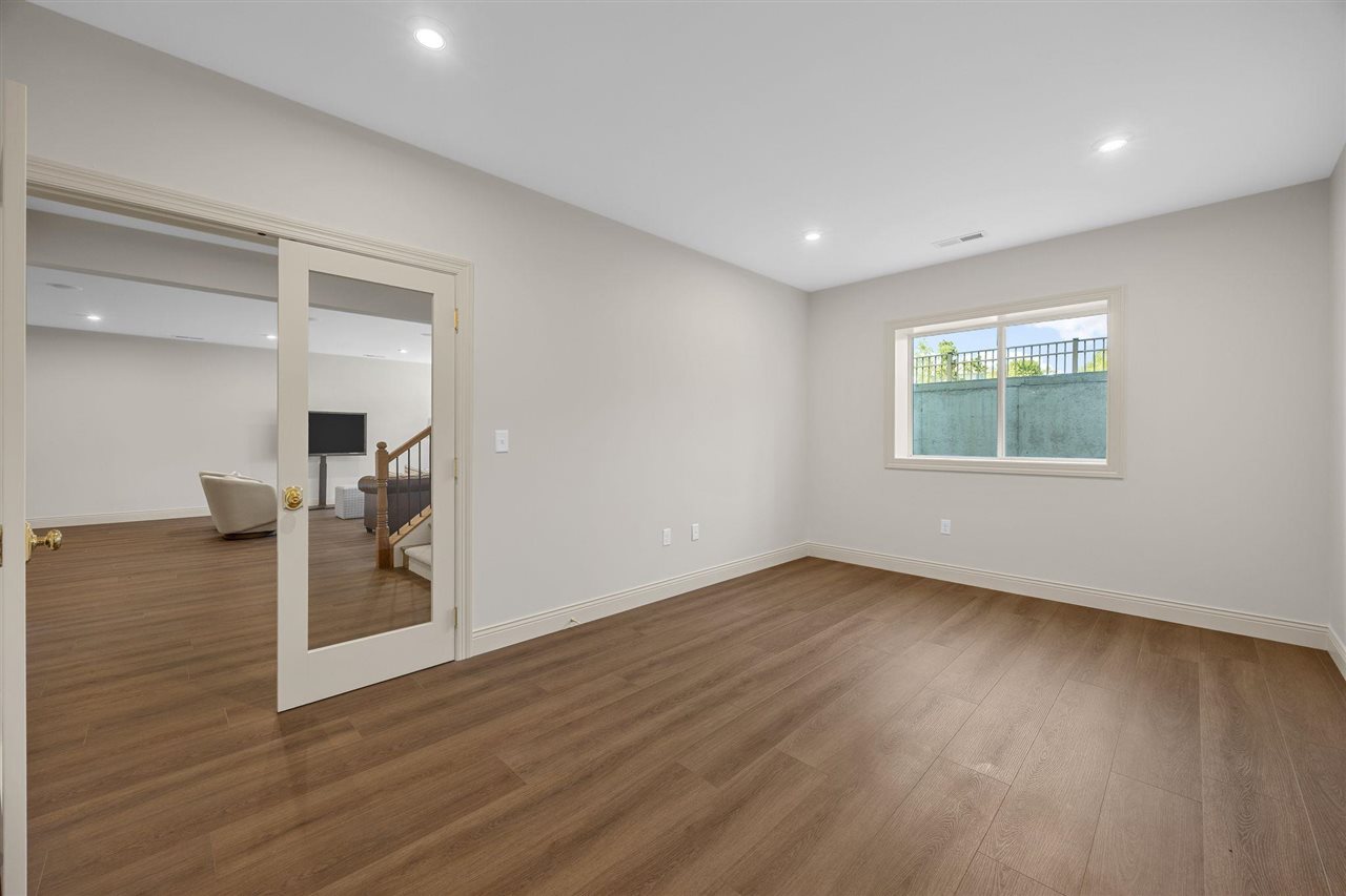 Property Photo 67