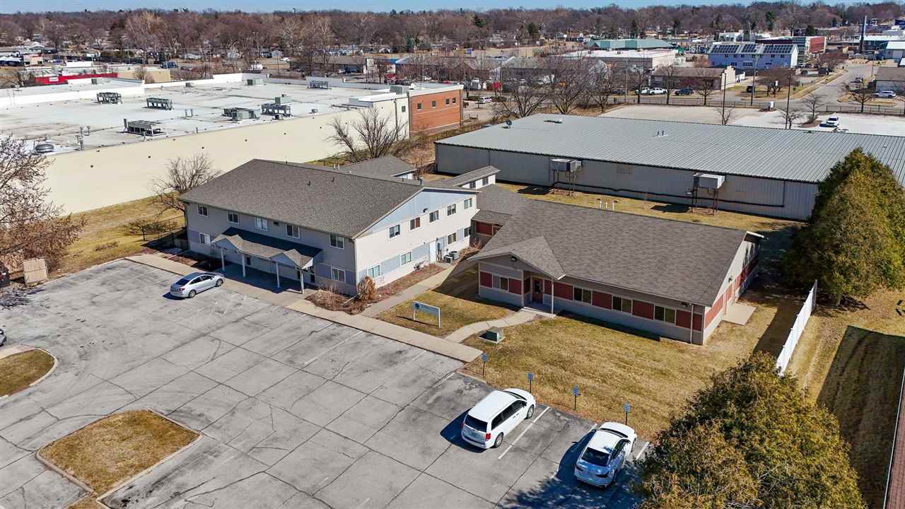 1916 Waterfront Dr IowaCity IA 52240