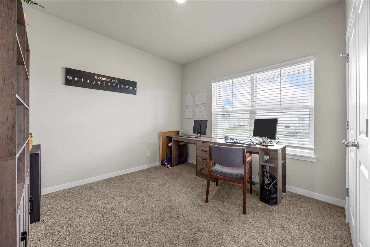 Property Photo 23