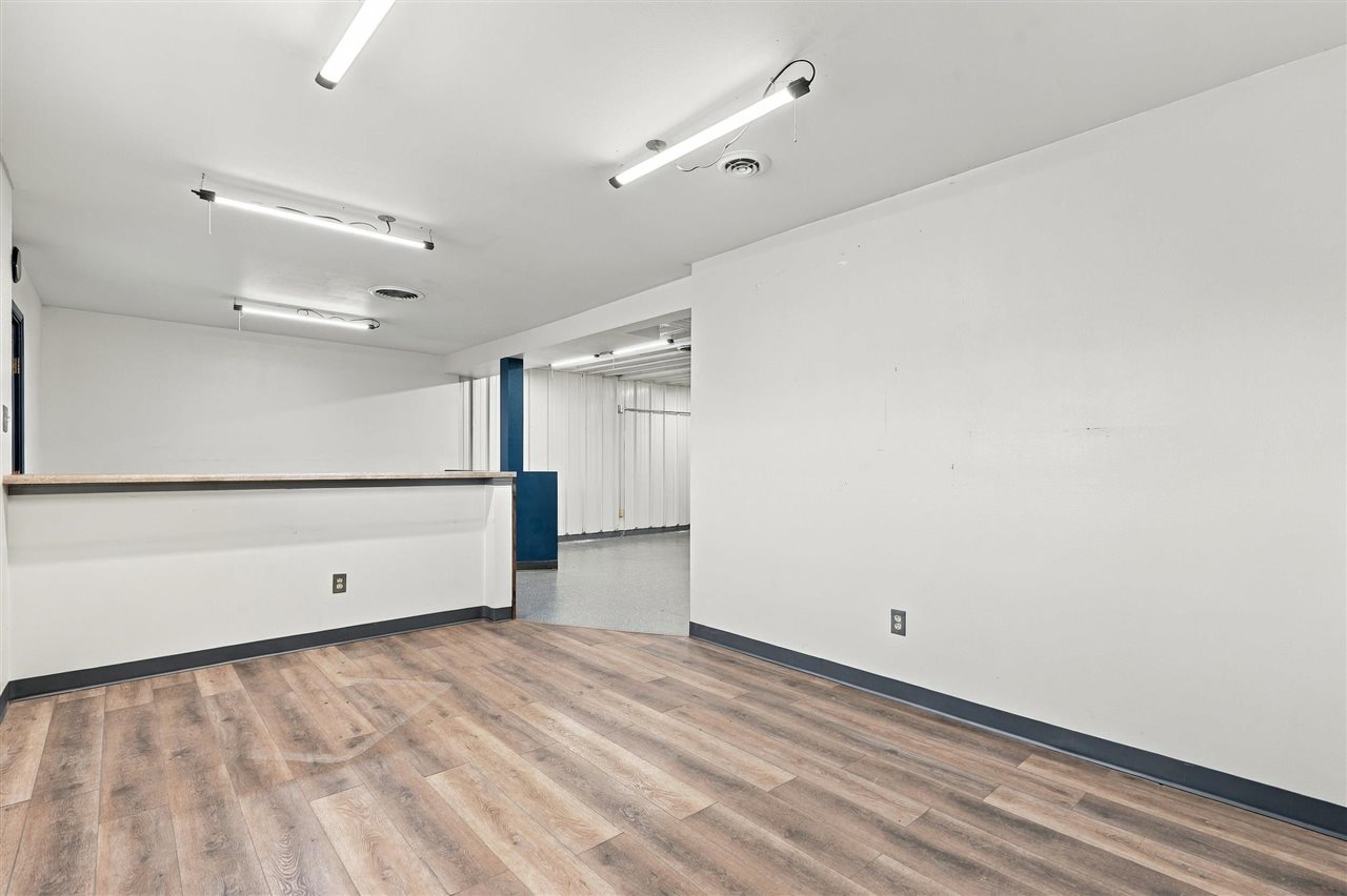 603 B Ave Kalona IA 52247