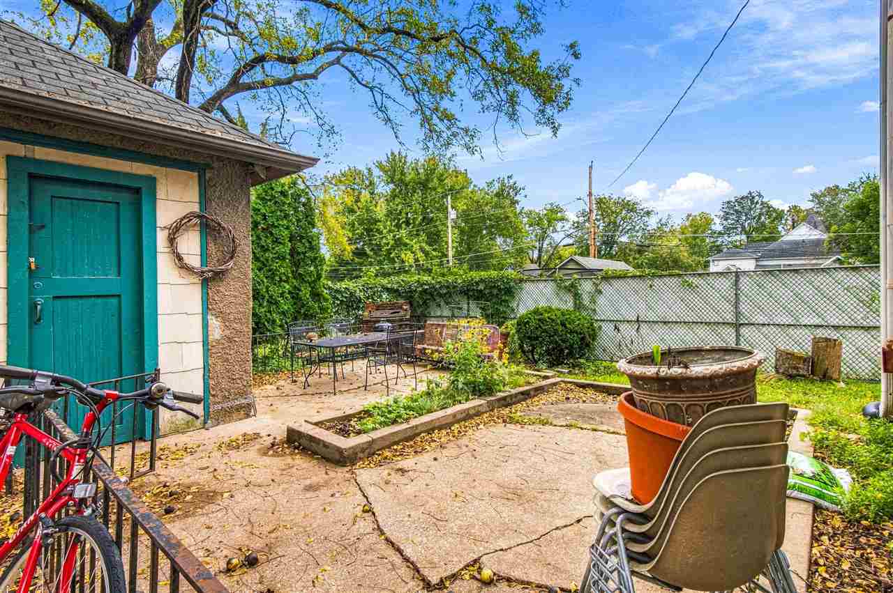 Property Photo 33