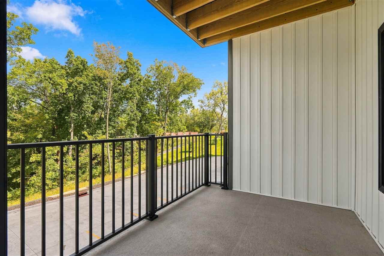 4428 Deer Creek Rd 104