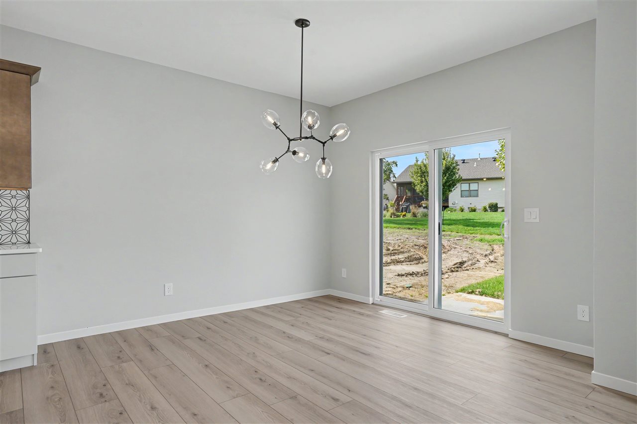 1280 Sand Prairie Dr.