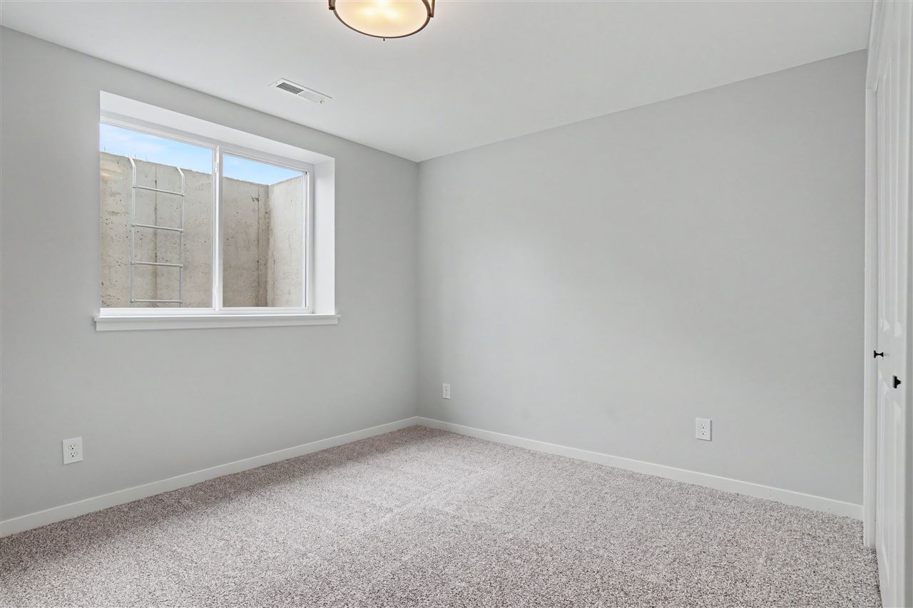 1280 Sand Prairie Dr.