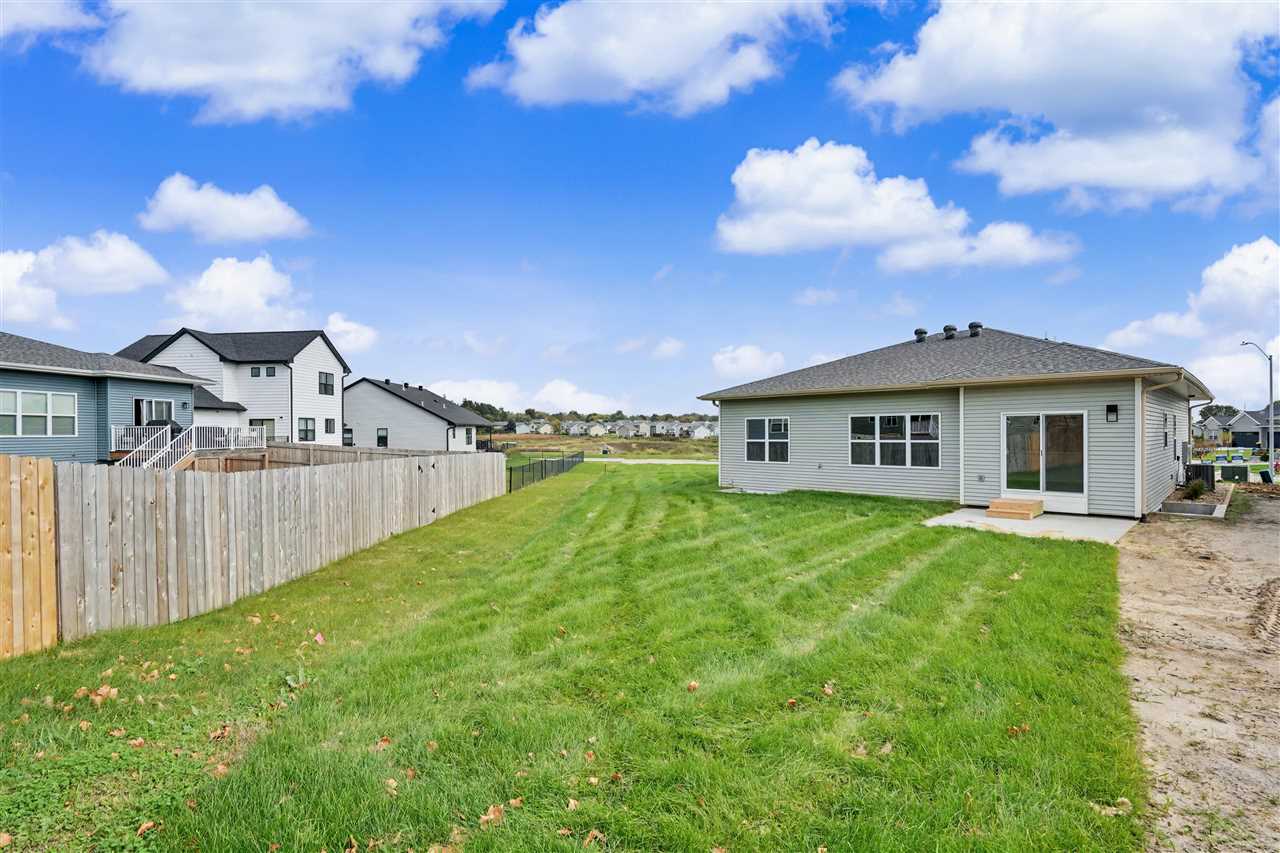 1280 Sand Prairie Dr.