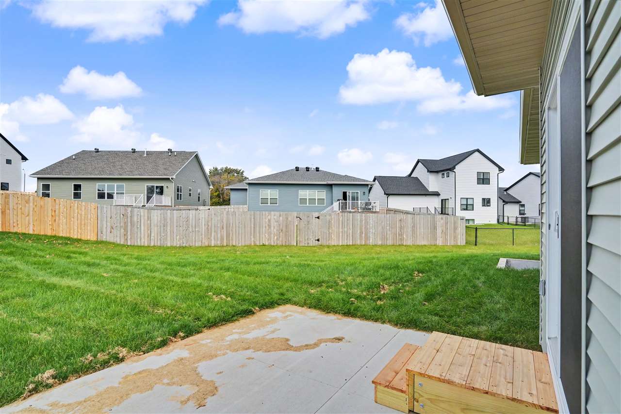 1280 Sand Prairie Dr.