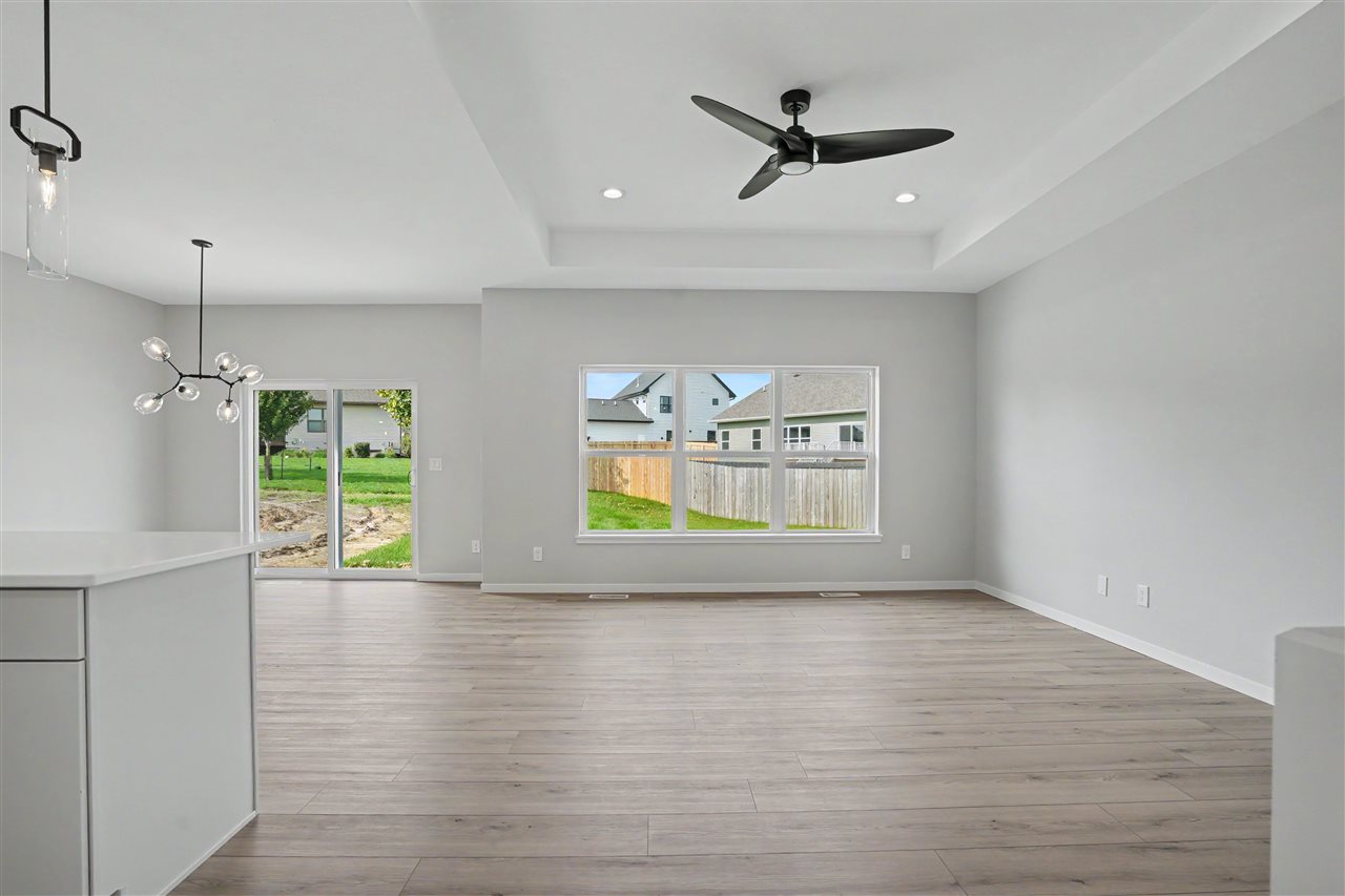 1280 Sand Prairie Dr.