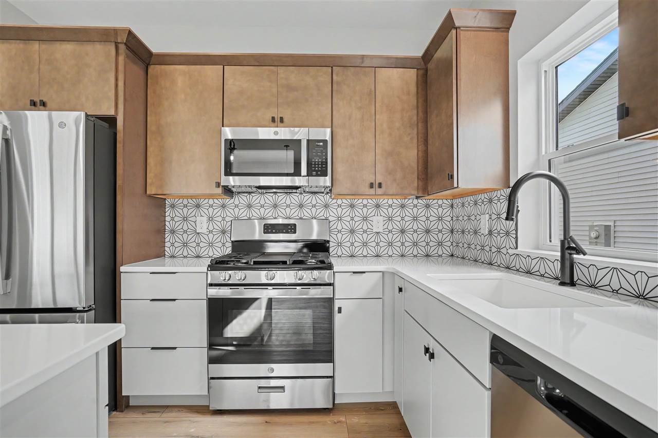 1280 Sand Prairie Dr.