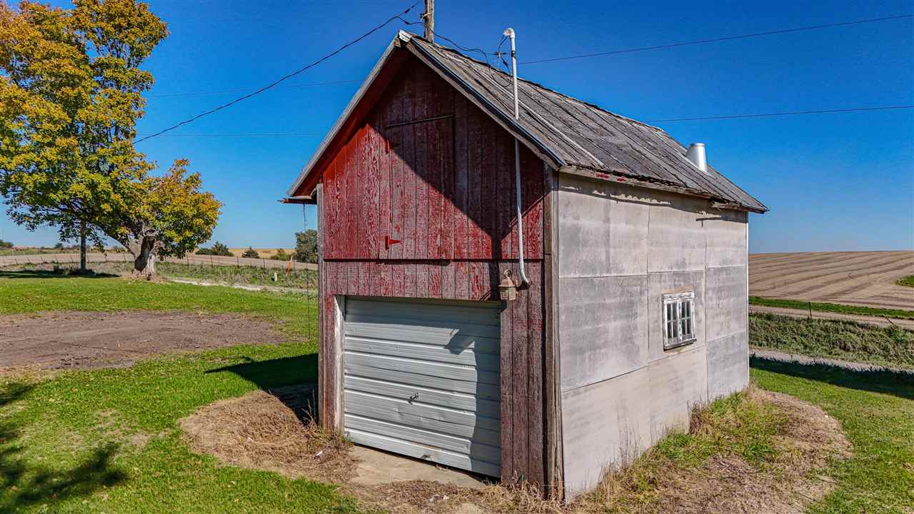 Property Photo 27