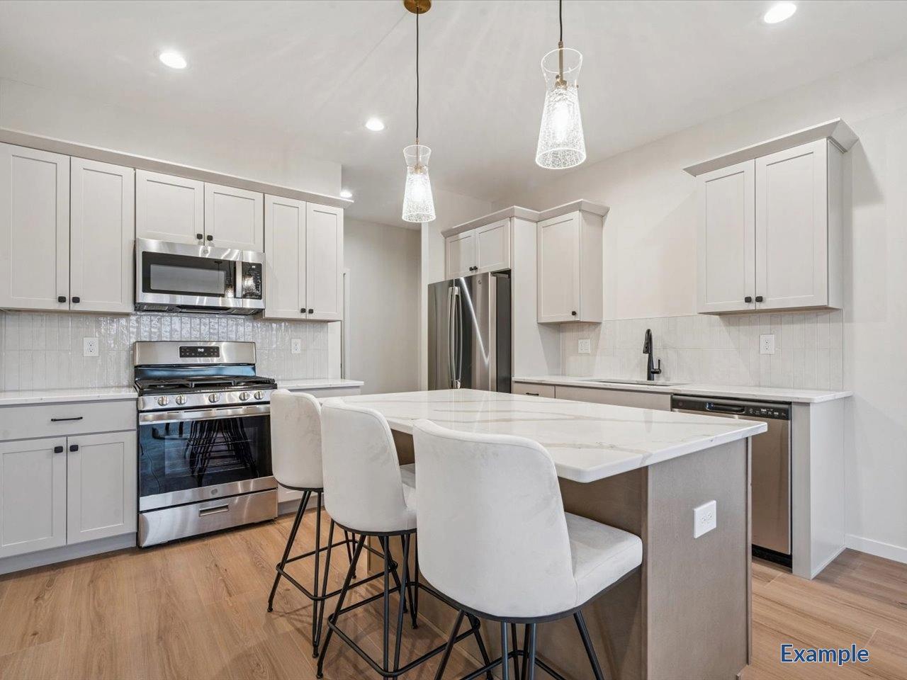 570 Maclan Circle