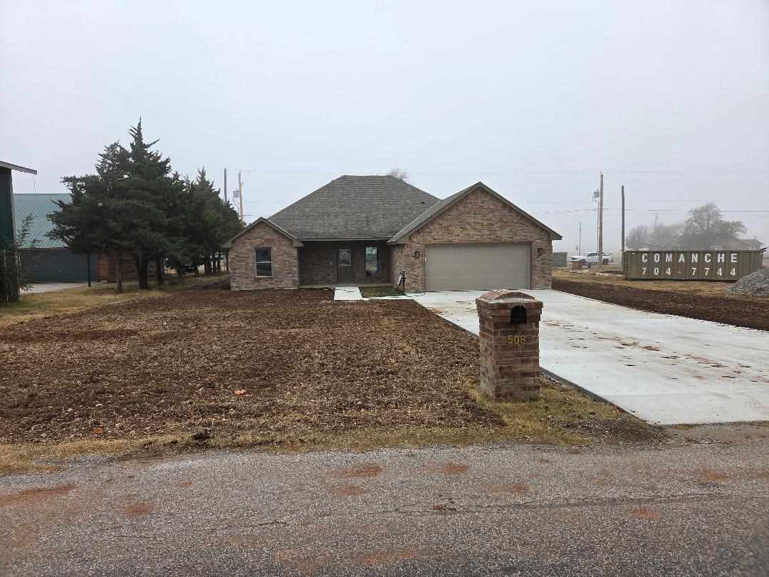 1420 Limestone Way, Elgin, OK, 73538-1401