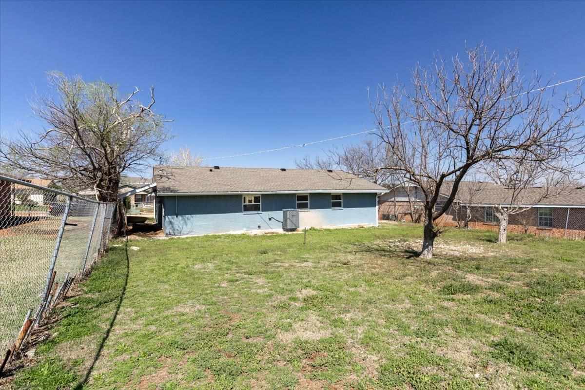 4610 SW H, Lawton, OK, 73505