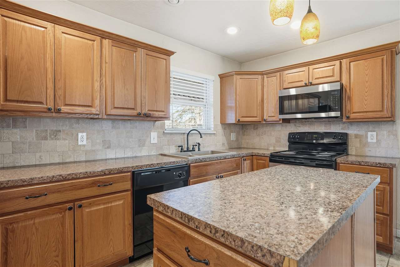 14 NW 56th St, Lawton, OK, 73505