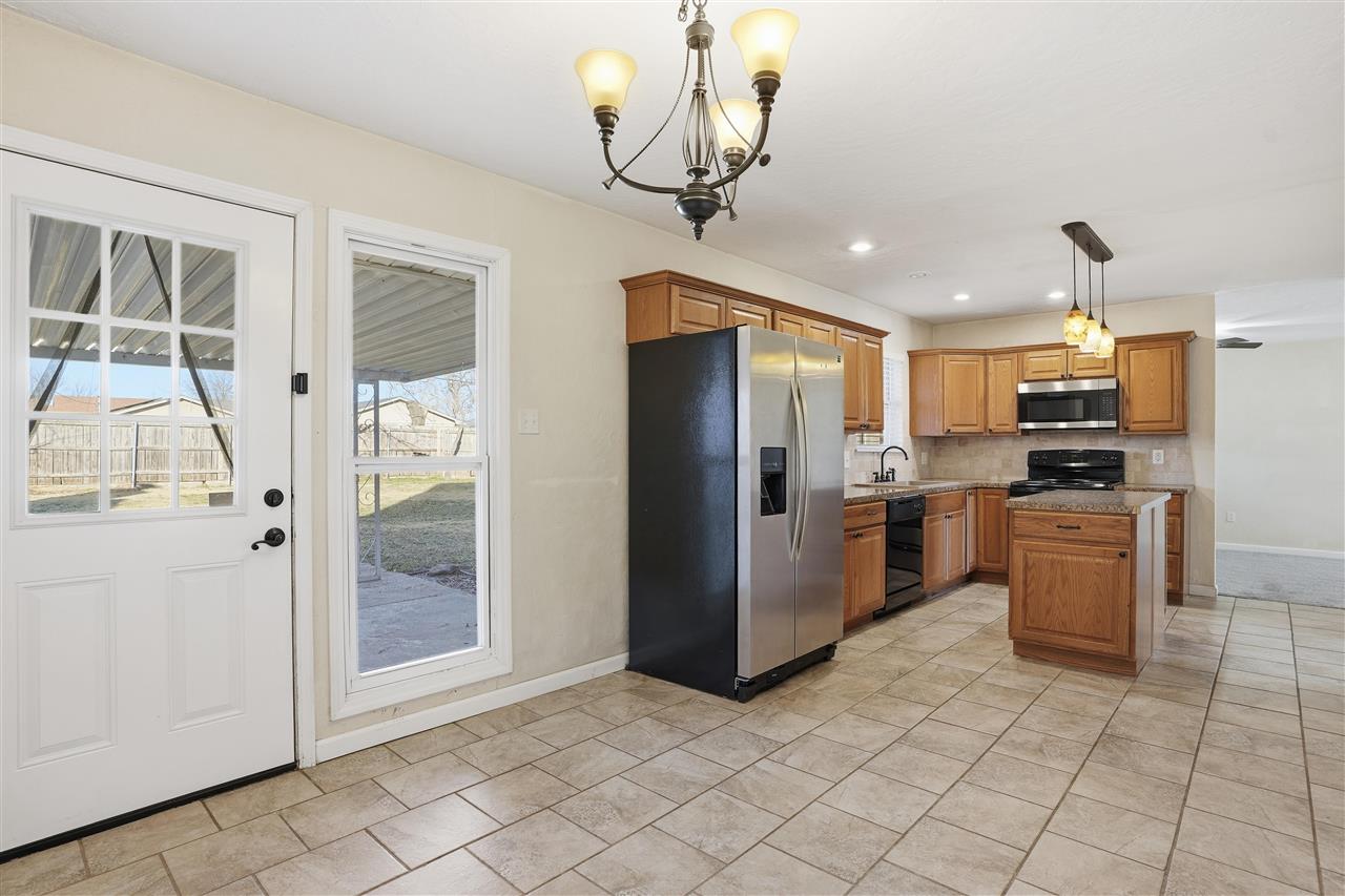14 NW 56th St, Lawton, OK, 73505