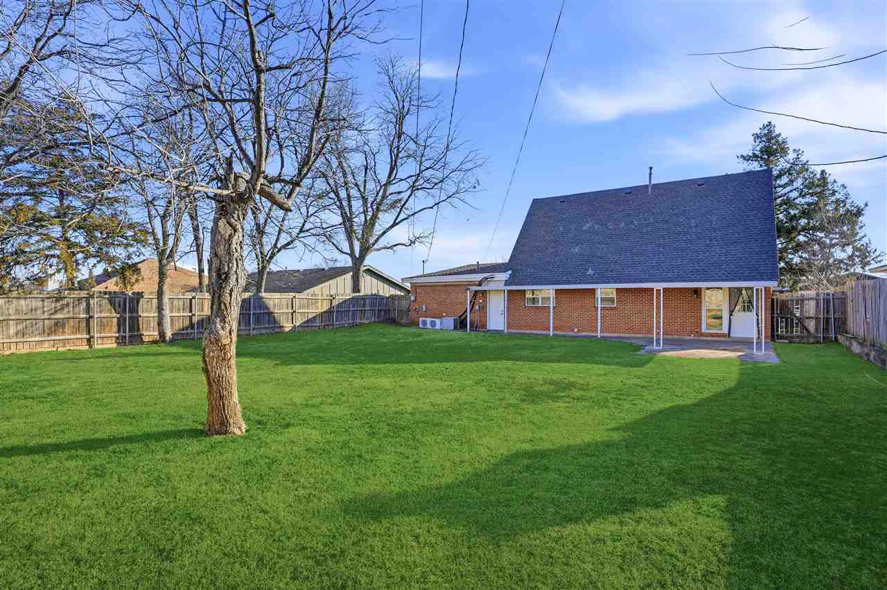 14 NW 56th St, Lawton, OK, 73505