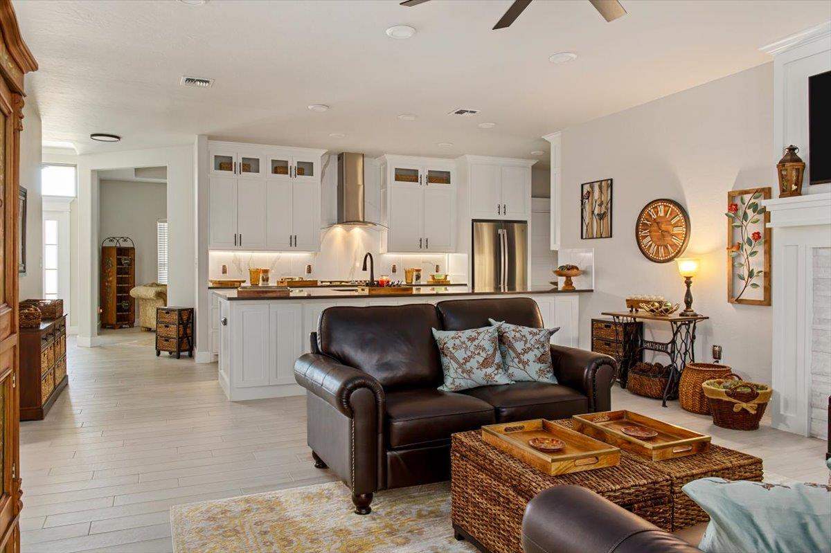 6510 SW Whispering Oak, Lawton, OK, 73505
