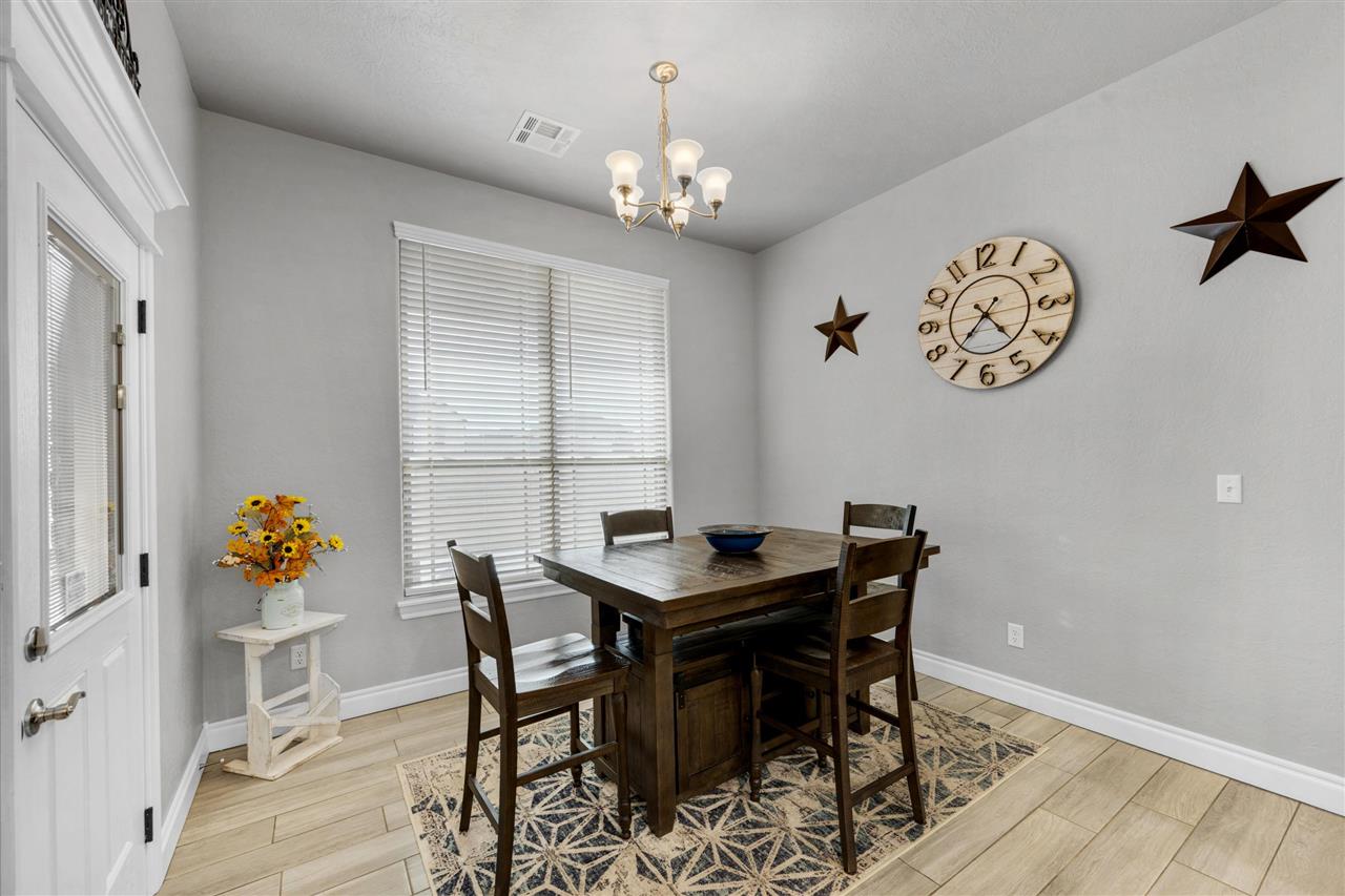 13111 Bentley Dr, Elgin, OK, 73538