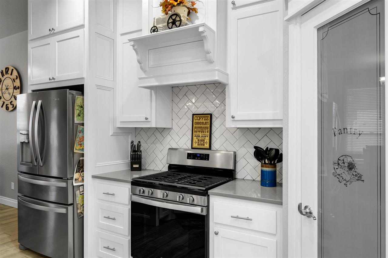 13111 Bentley Dr, Elgin, OK, 73538