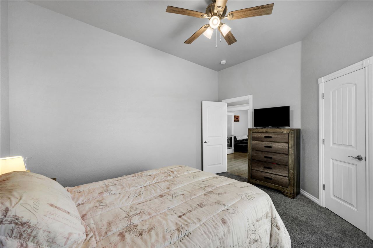 13111 Bentley Dr, Elgin, OK, 73538