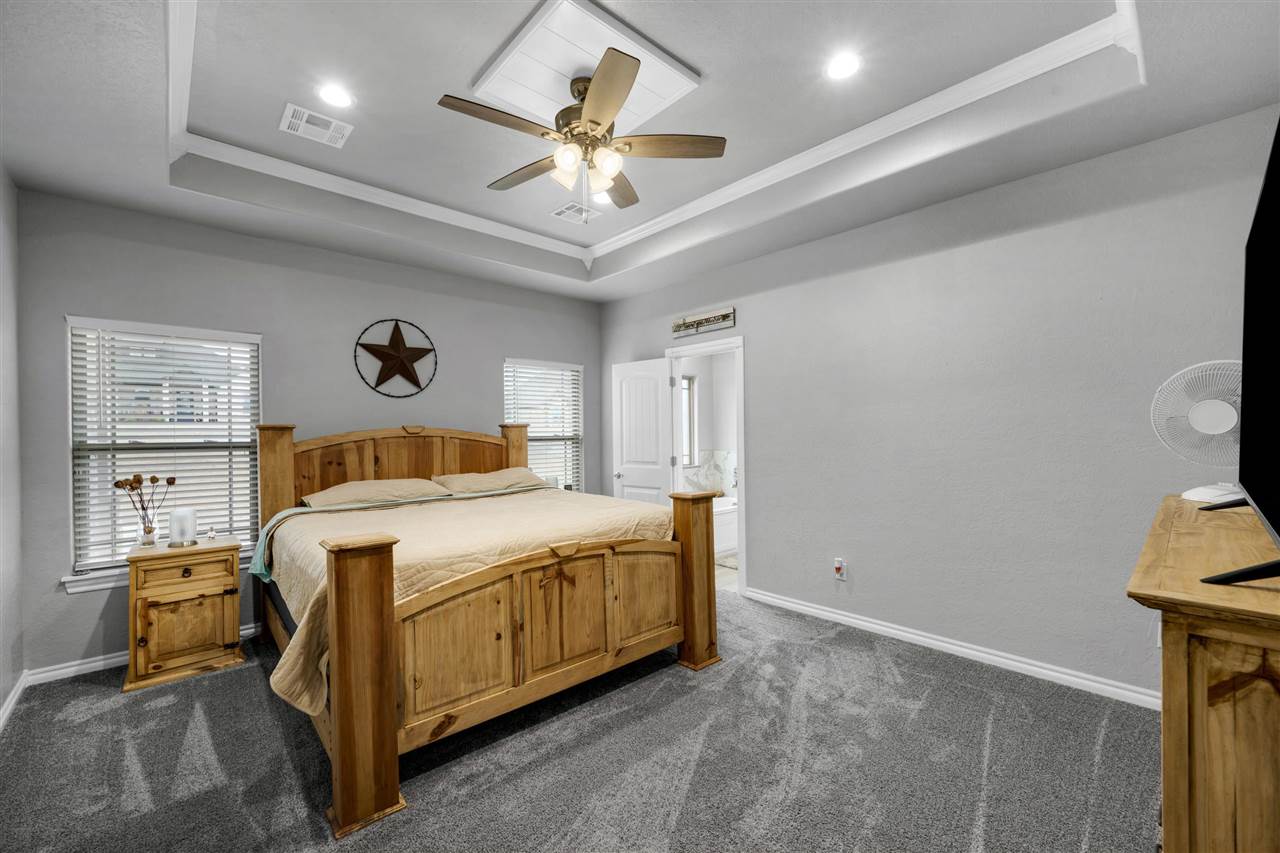 13111 Bentley Dr, Elgin, OK, 73538