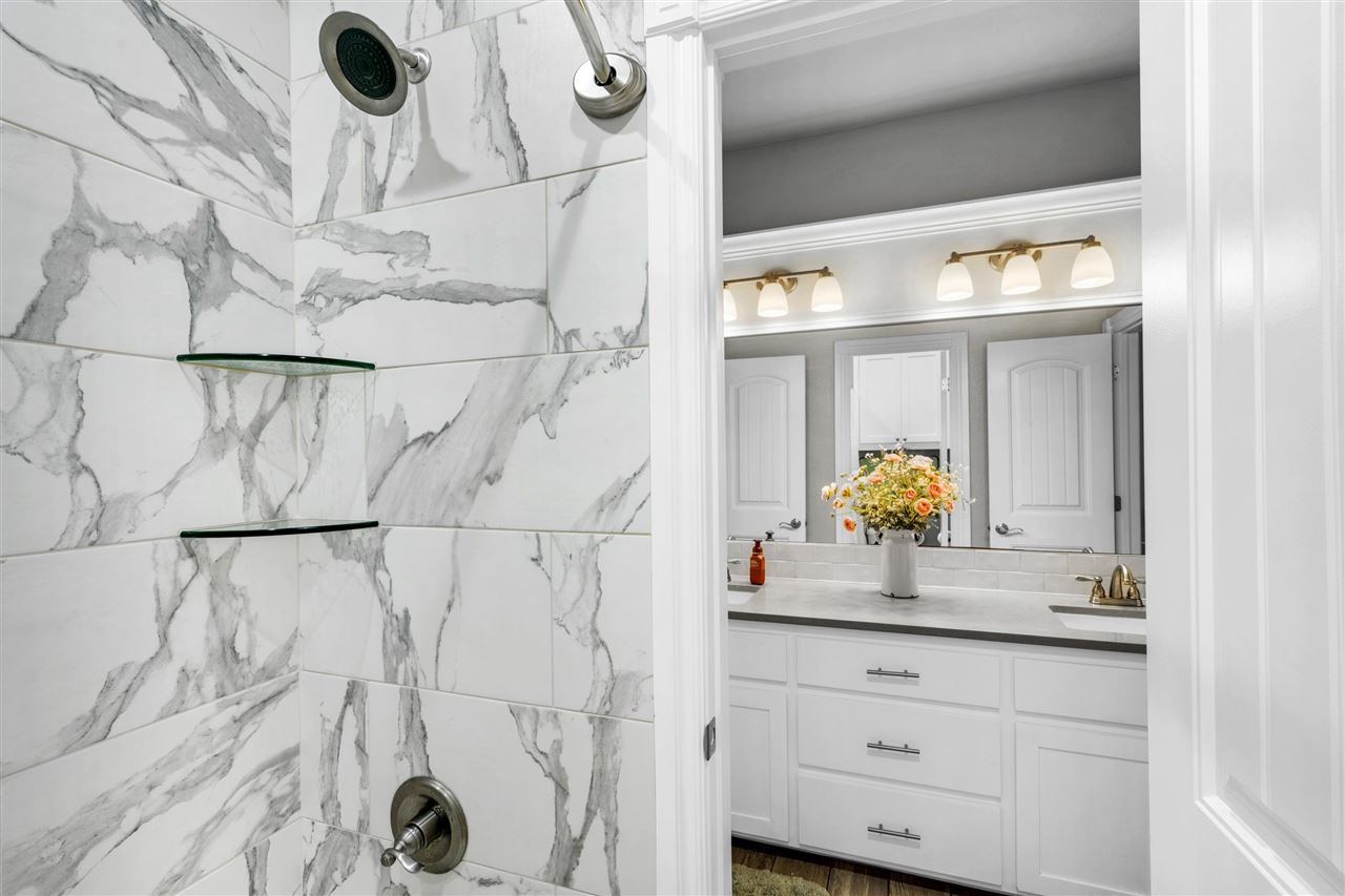 13111 Bentley Dr, Elgin, OK, 73538