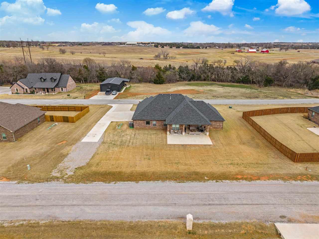 13111 Bentley Dr, Elgin, OK, 73538