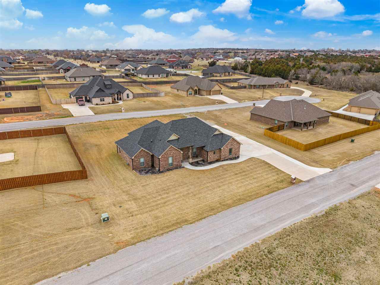 13111 Bentley Dr, Elgin, OK, 73538