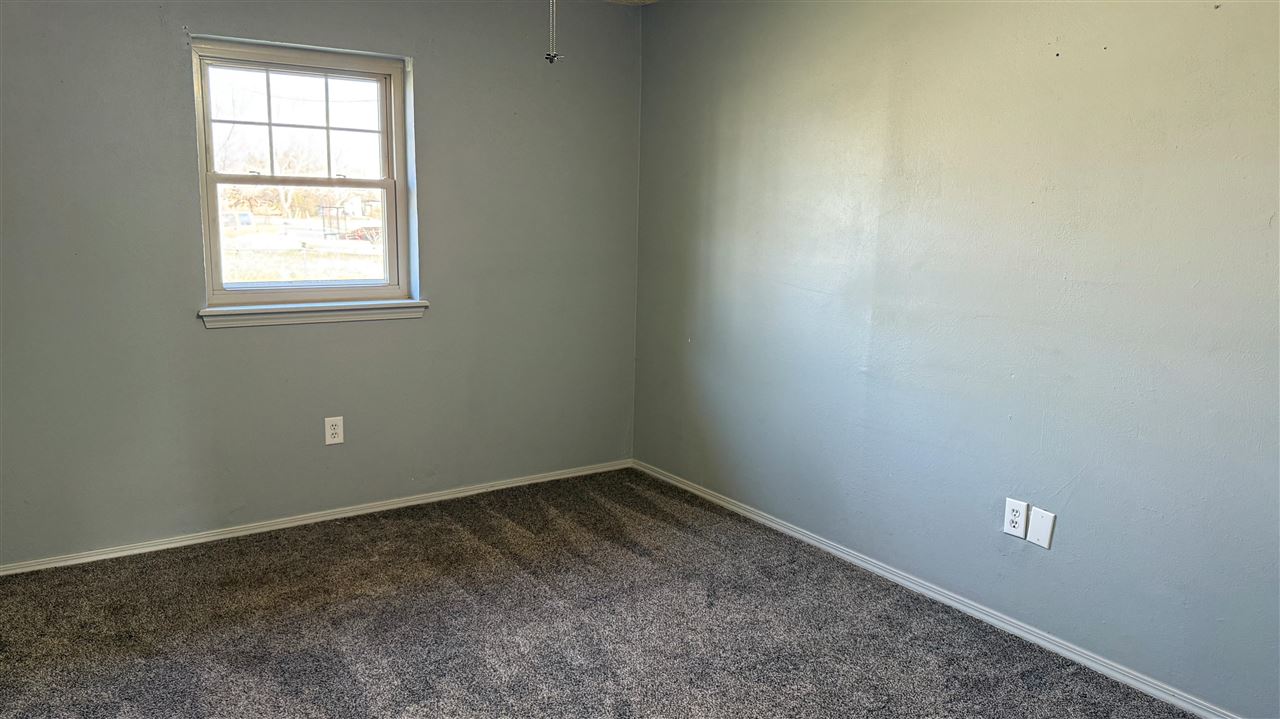 491 Holstein Circle, Sterling, OK, 73567