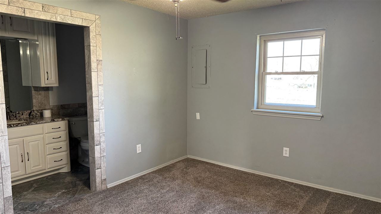 491 Holstein Circle, Sterling, OK, 73567