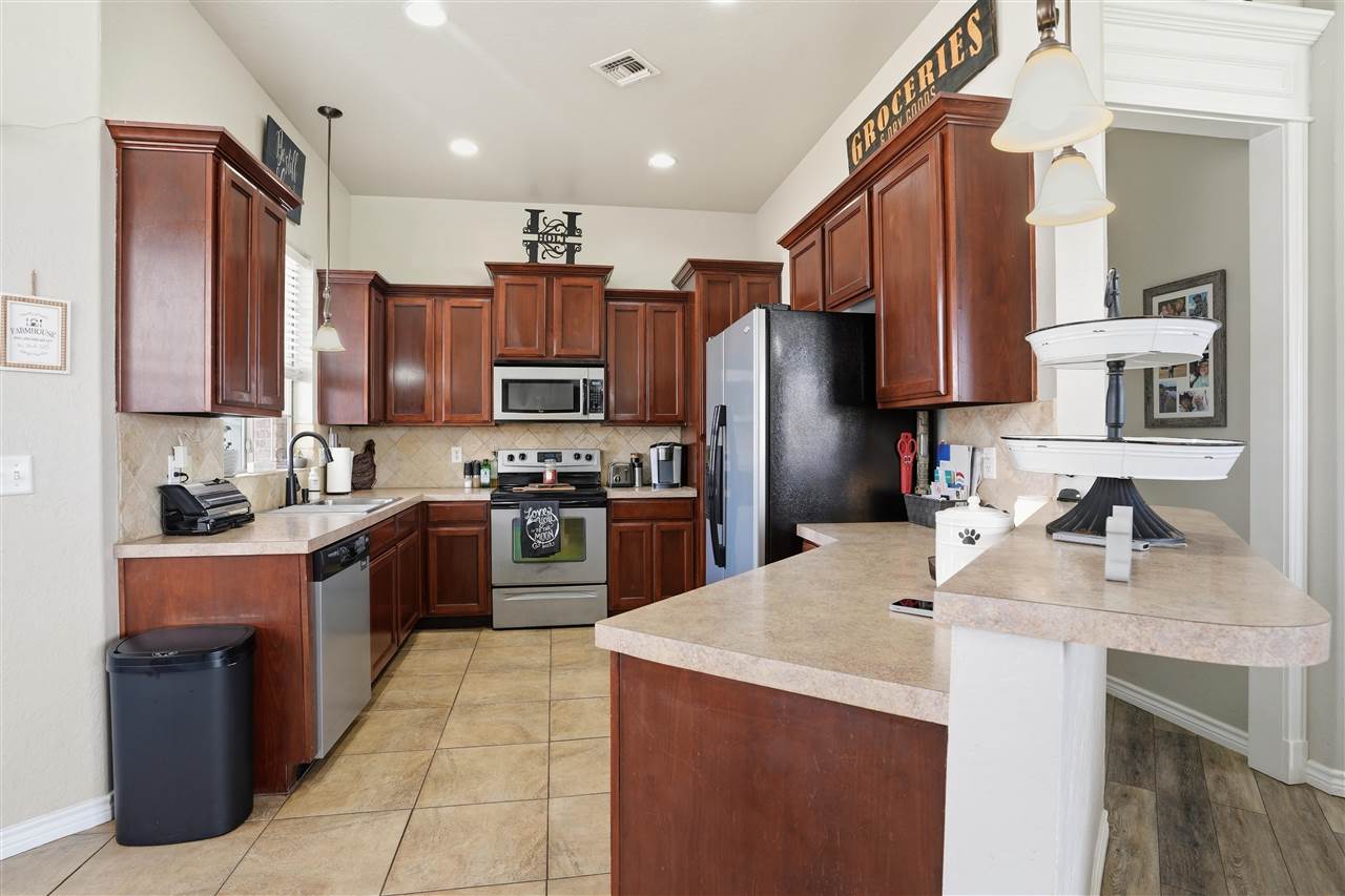 205 NW Cherry Ave, Cache, OK, 73527