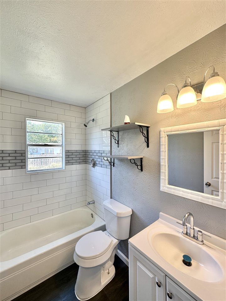923 SW 35th St, Lawton, OK, 73505-6905