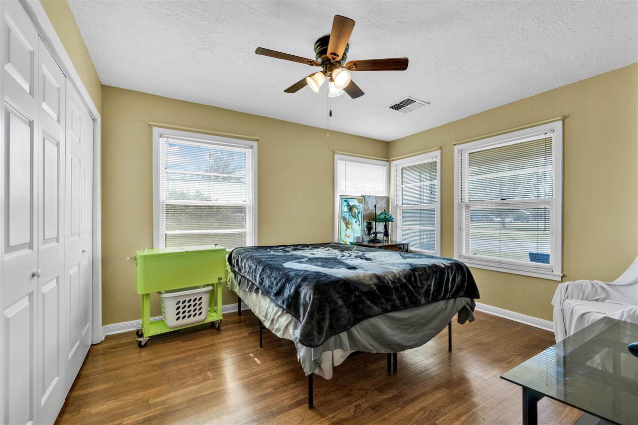 2111 NW Dearborn Ave, Lawton, OK, 73505