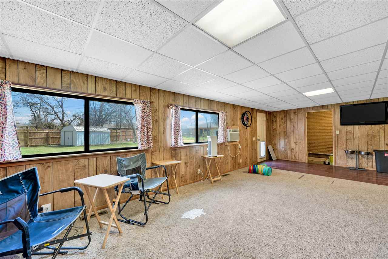 2111 NW Dearborn Ave, Lawton, OK, 73505
