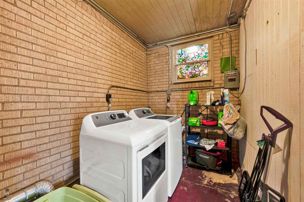 2111 NW Dearborn Ave, Lawton, OK, 73505