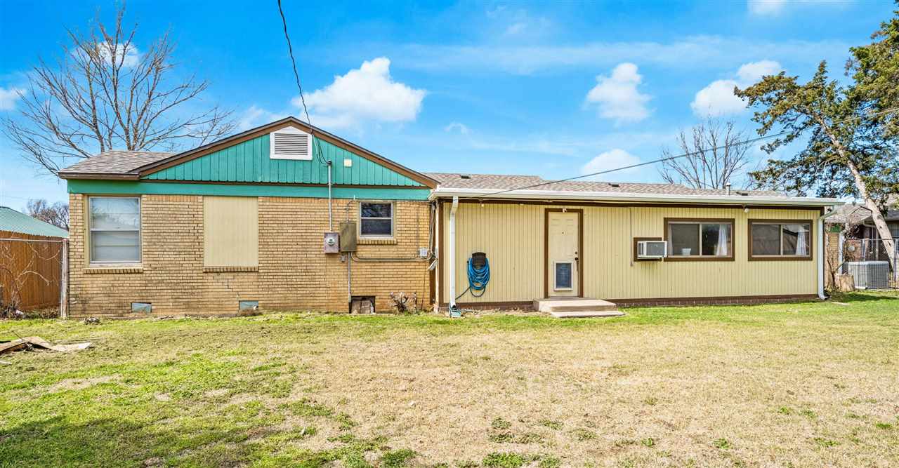 2111 NW Dearborn Ave, Lawton, OK, 73505