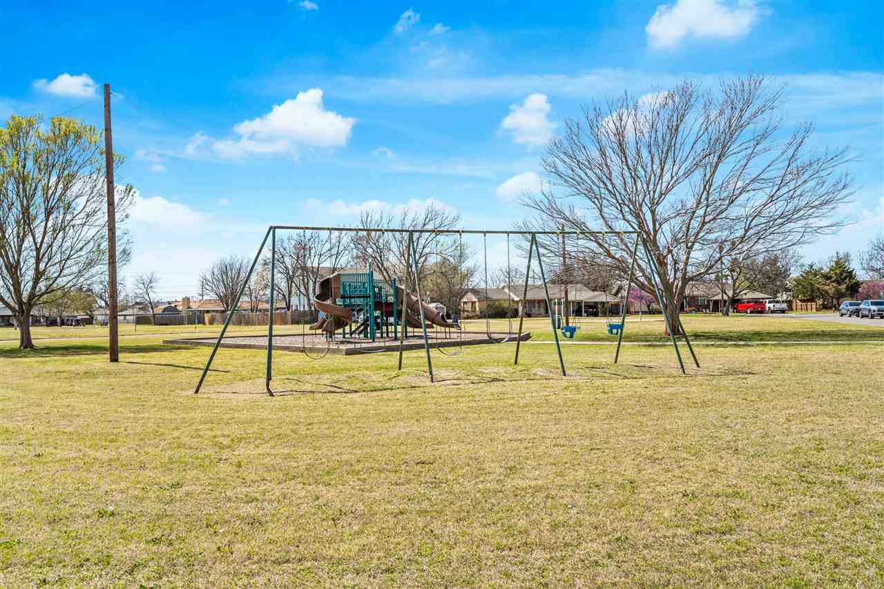 2111 NW Dearborn Ave, Lawton, OK, 73505