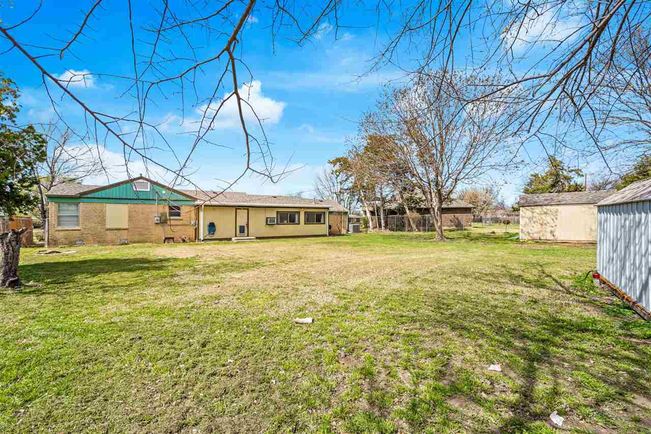 2111 NW Dearborn Ave, Lawton, OK, 73505