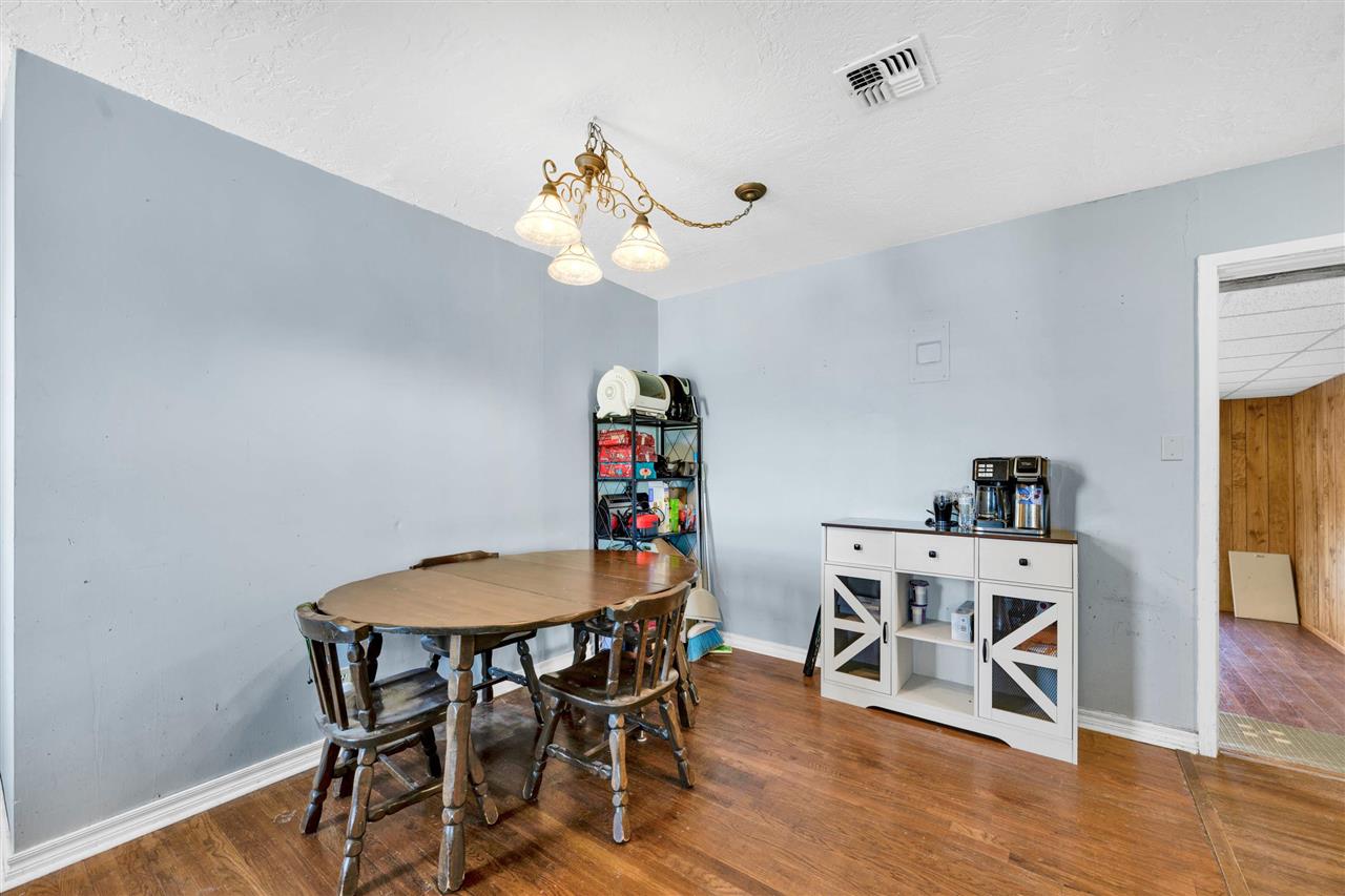 2111 NW Dearborn Ave, Lawton, OK, 73505