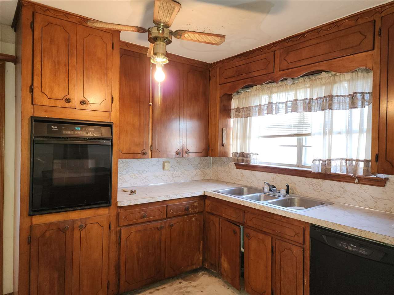 11704 E Gore Blvd, Lawton, OK, 73501-3246