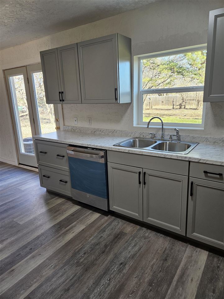 407 W Nebraska, Walters, OK, 73572
