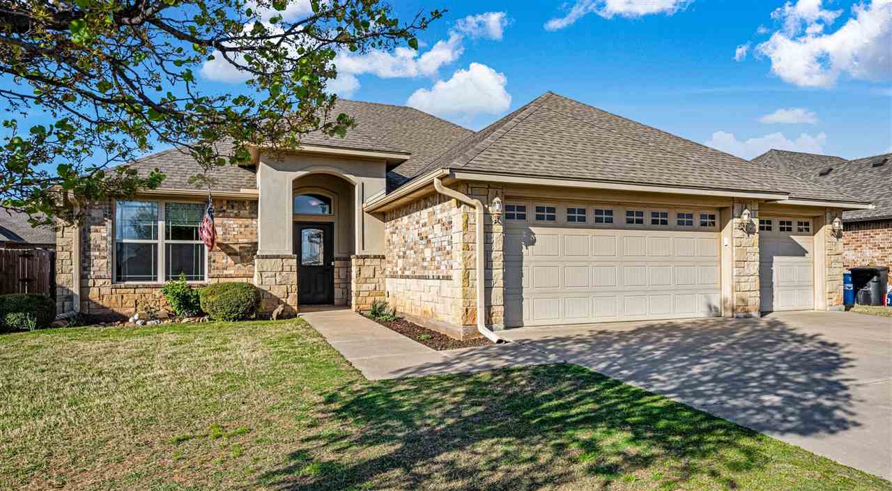 1420 Limestone Way, Elgin, OK, 73538-1401