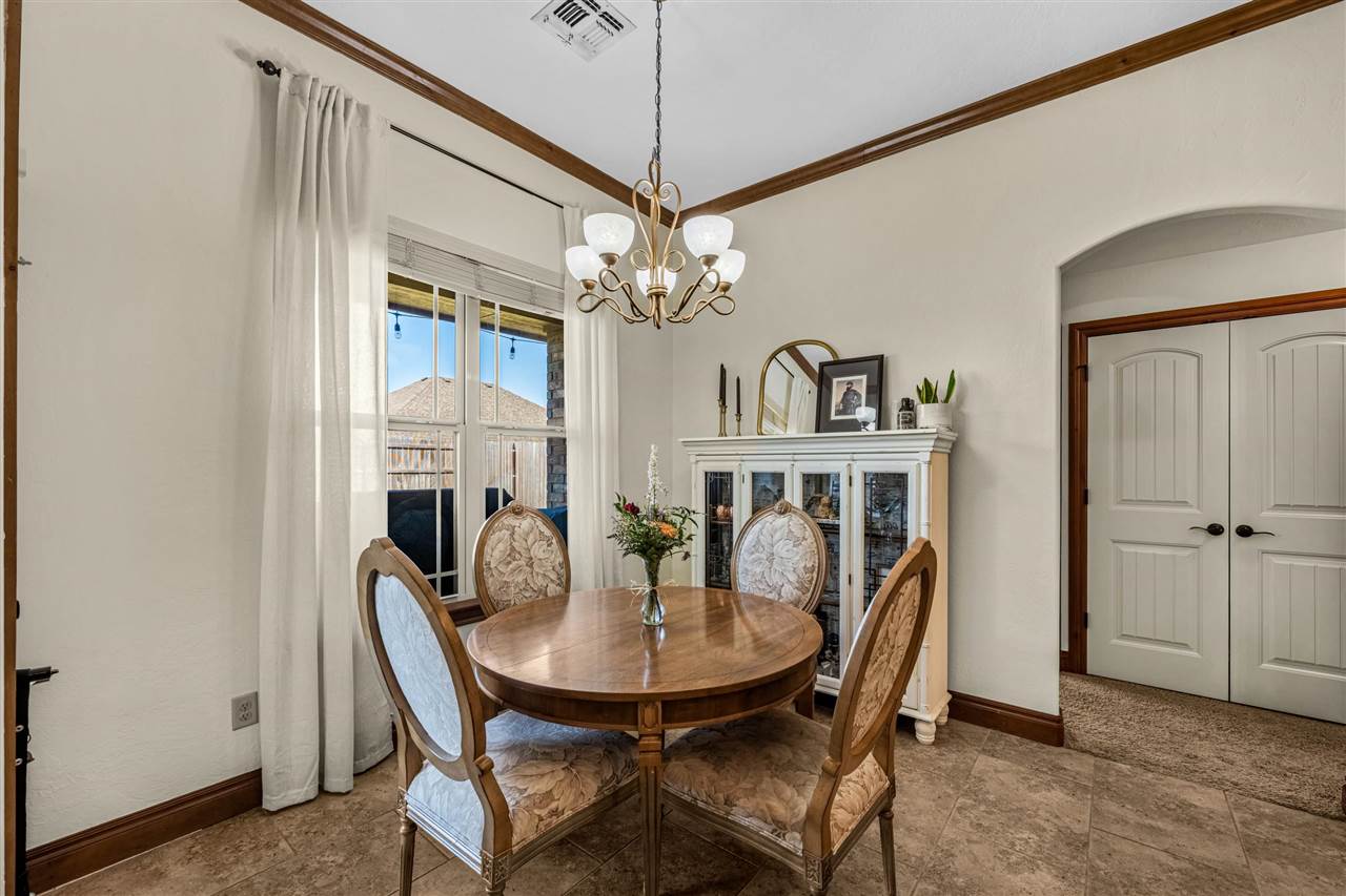 1420 Limestone Way, Elgin, OK, 73538-1401