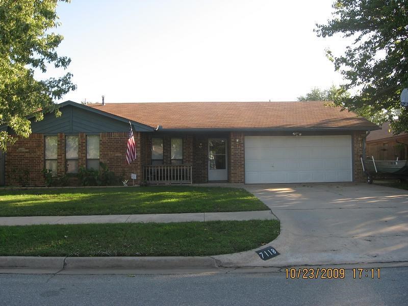 14 NW 56th St, Lawton, OK, 73505