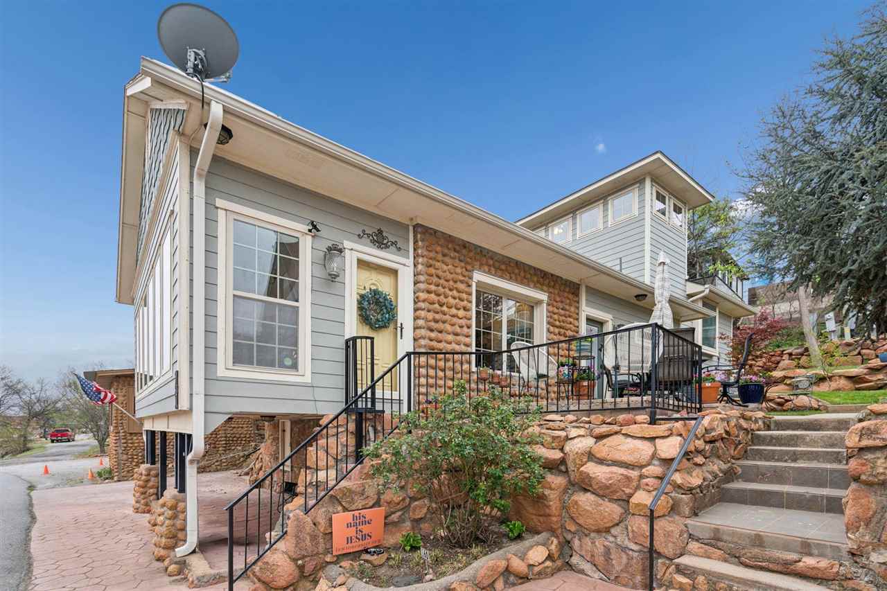 160 West Lake Dr., Medicine Park, OK, 73557