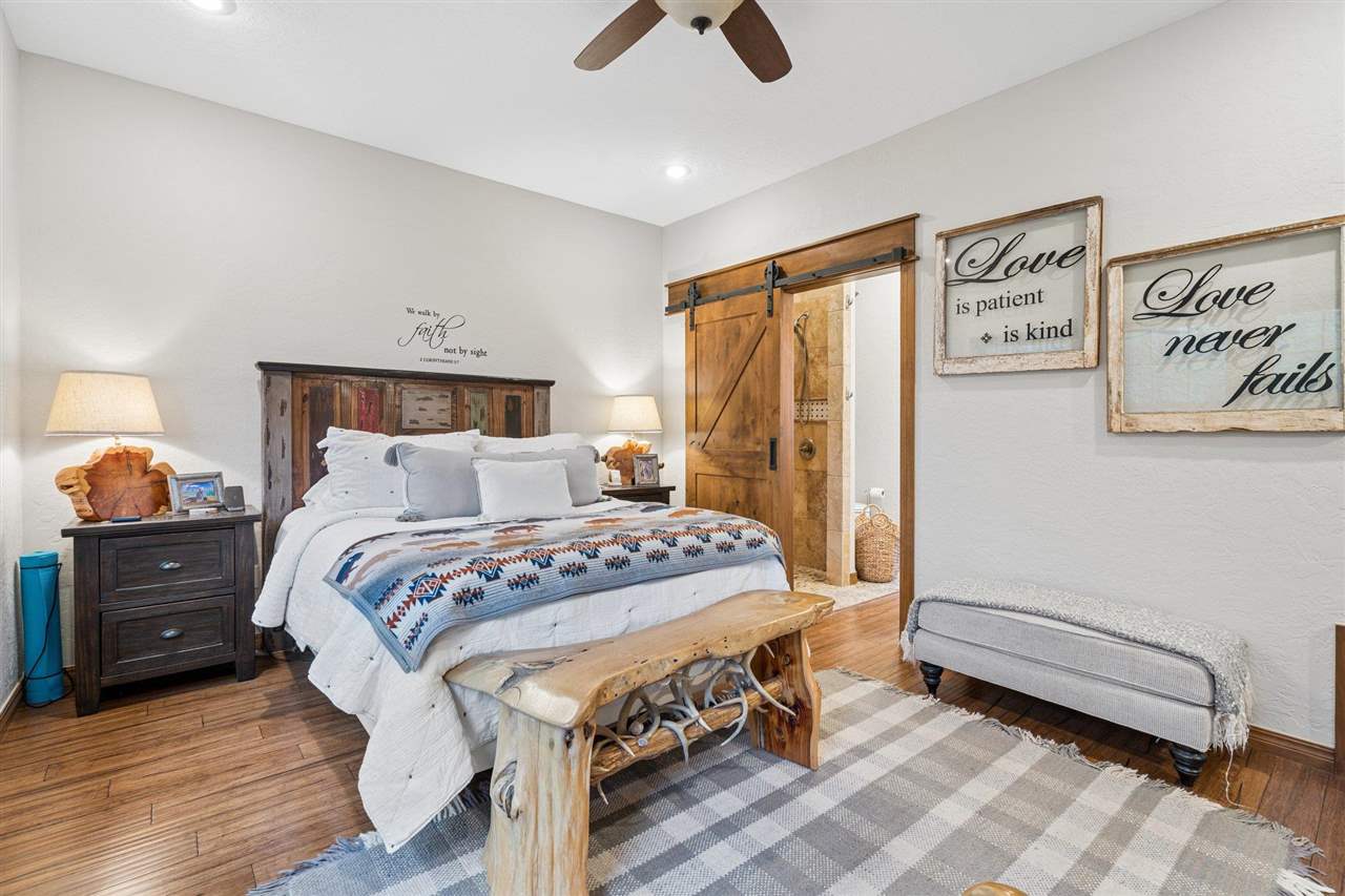 160 West Lake Dr., Medicine Park, OK, 73557