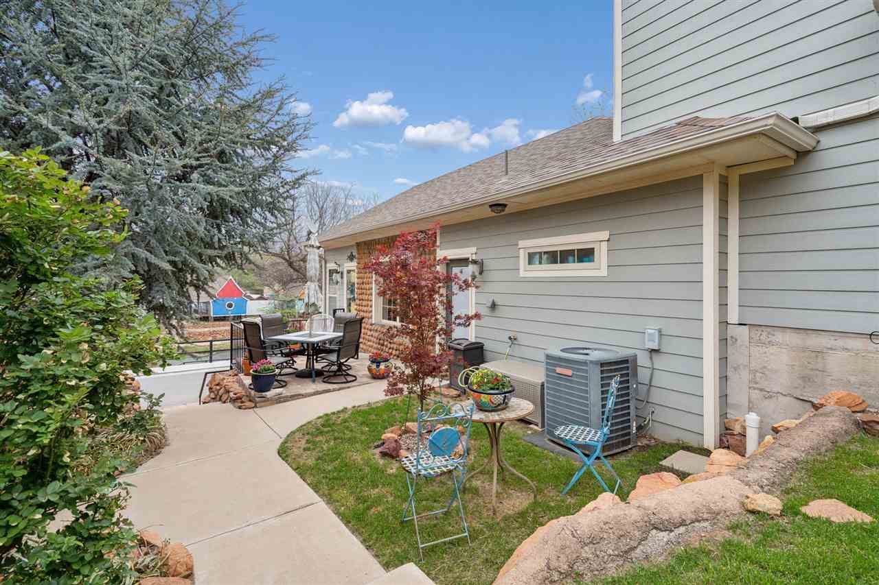 160 West Lake Dr., Medicine Park, OK, 73557