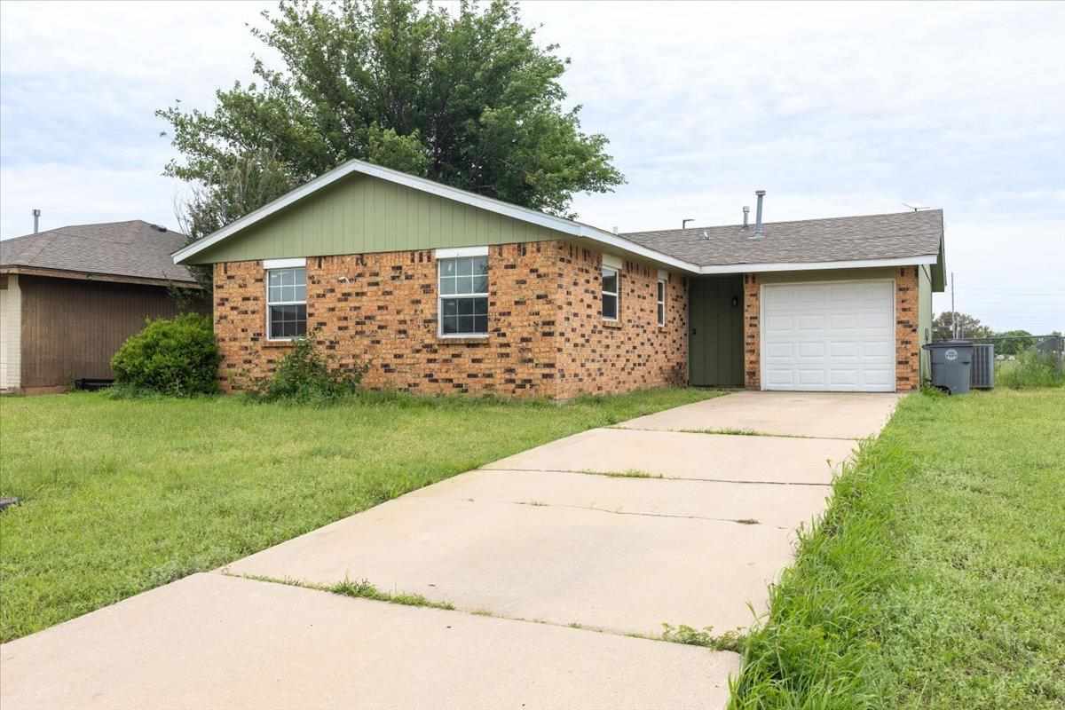 913 SW 7th St, Lawton, OK, 00000